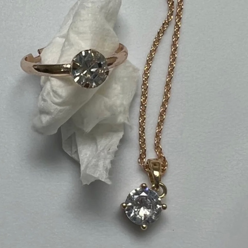 Necklace/Ring Set